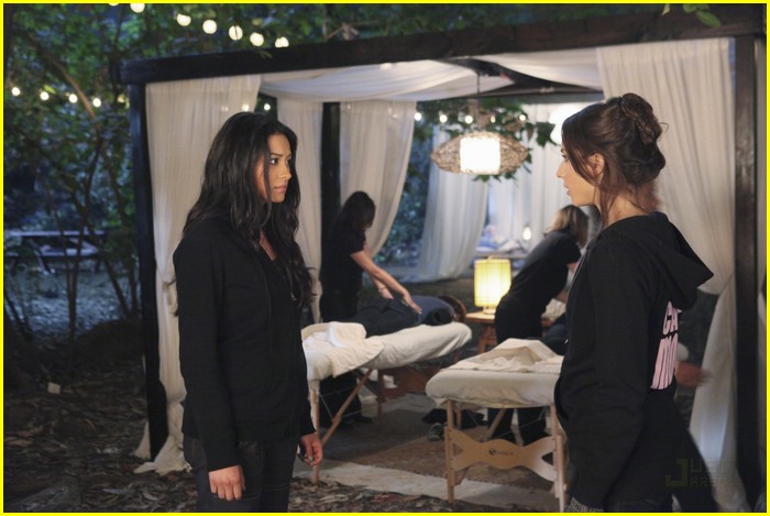 lucy hale shay mitchell blowouts 12