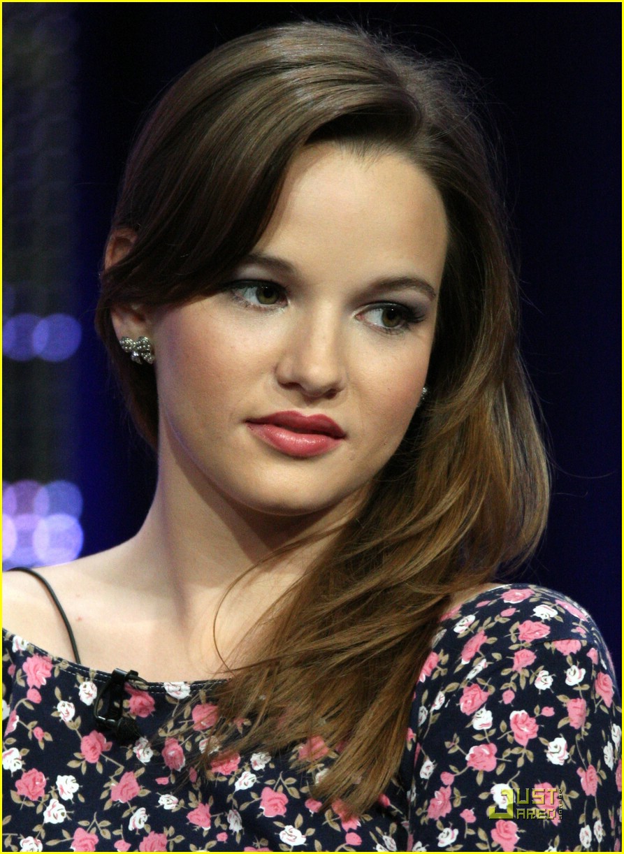 kay panabaker tca panel party 02