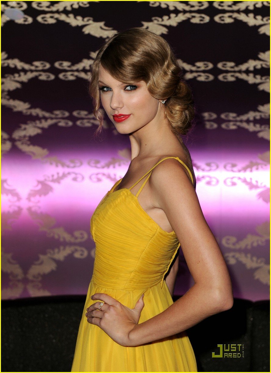 taylor swift all for hall magical 10