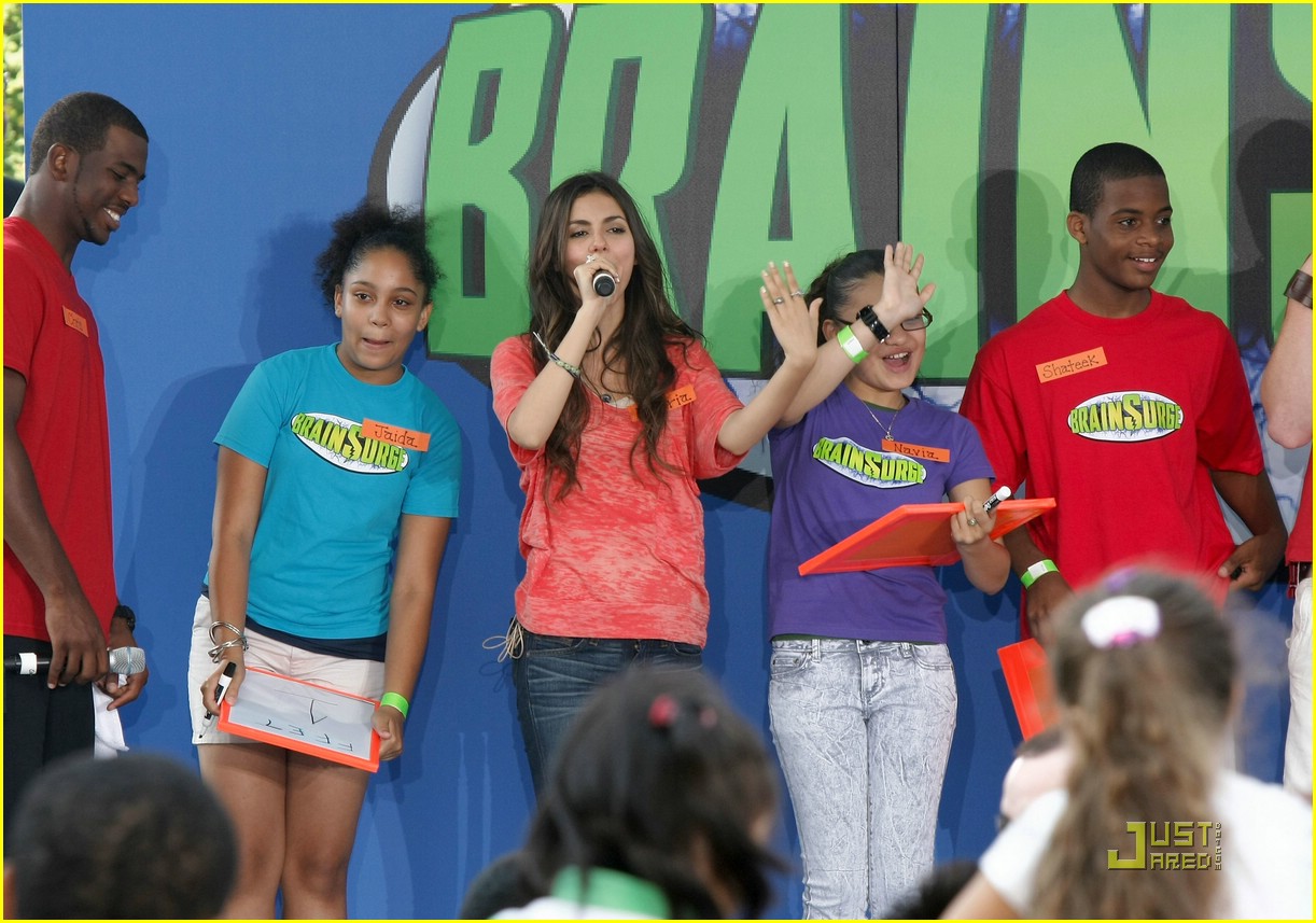victoria justice chris paul bball 23