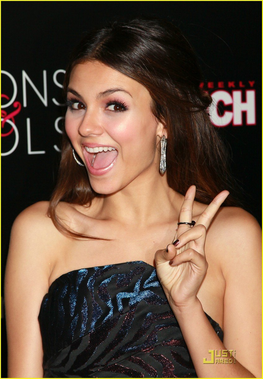 victoria justice idols icons party 02