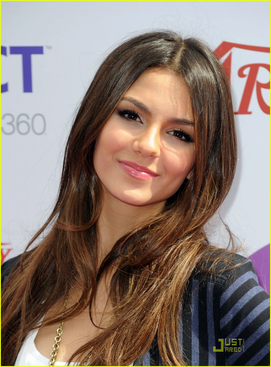 victoria justice power youth 09
