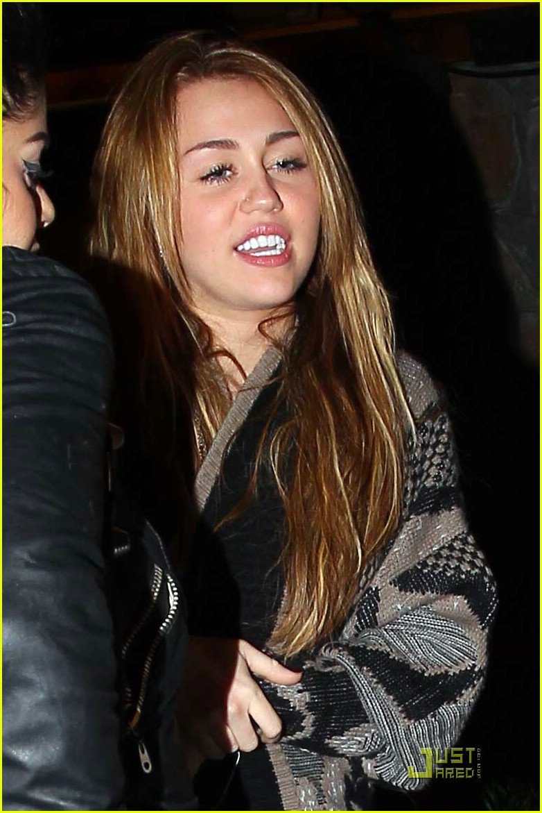 miley cyrus mike posner dating not 01