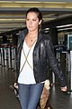 ashley tisdale lax to vancouver 04