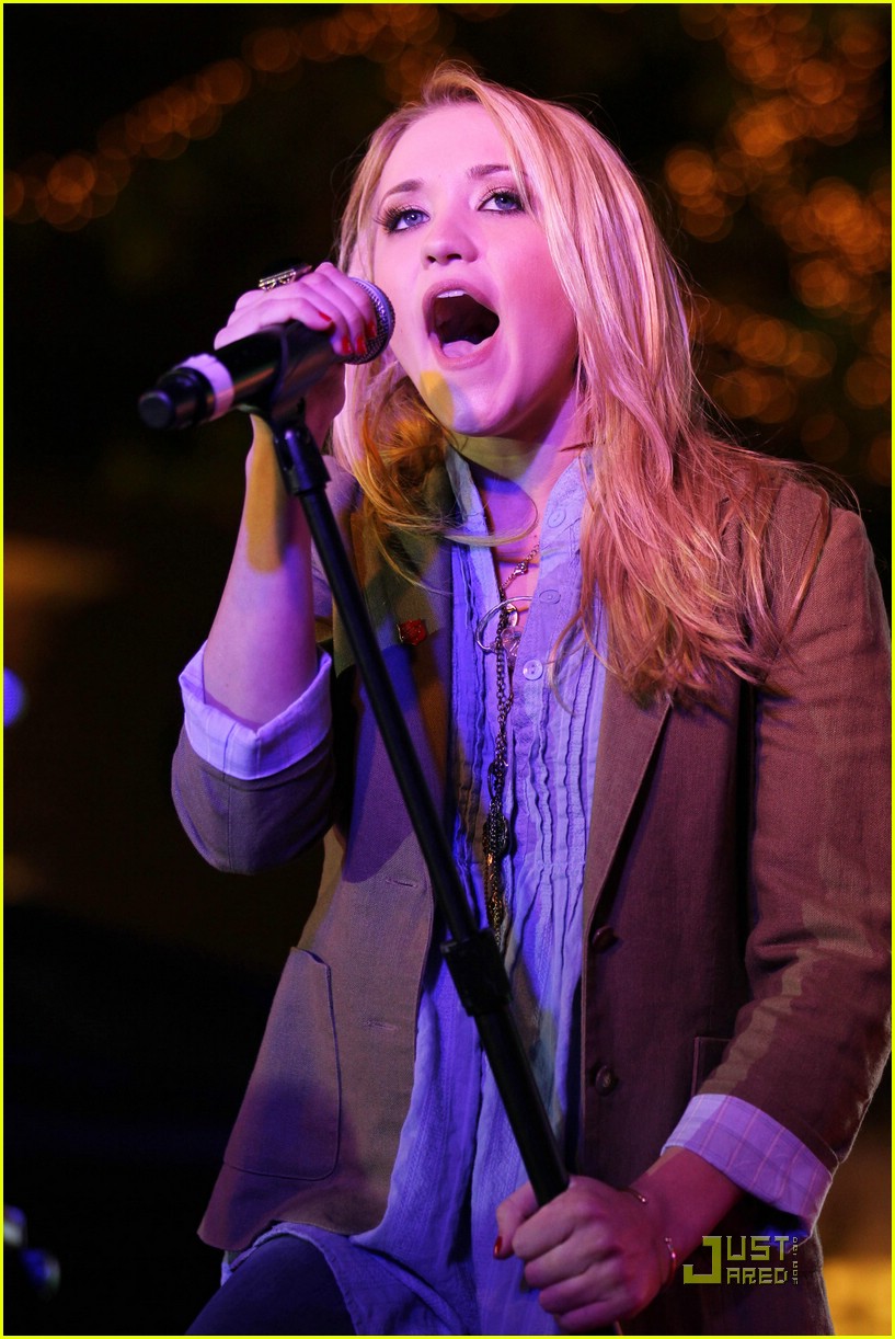 emily osment red kettle 22