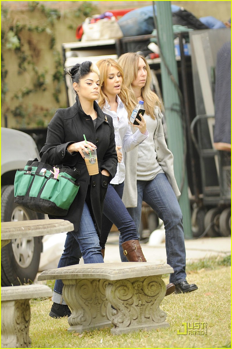 miley cyrus undercover set 01