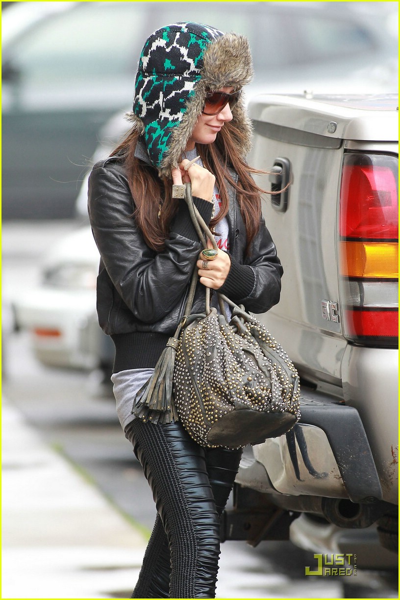 ashley tisdale lunch mike 11