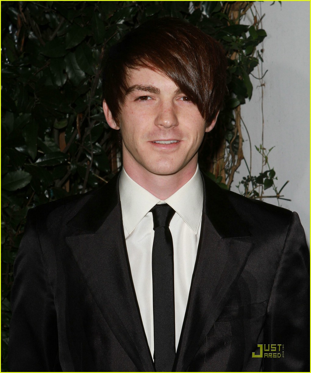 drake bell globes party 08