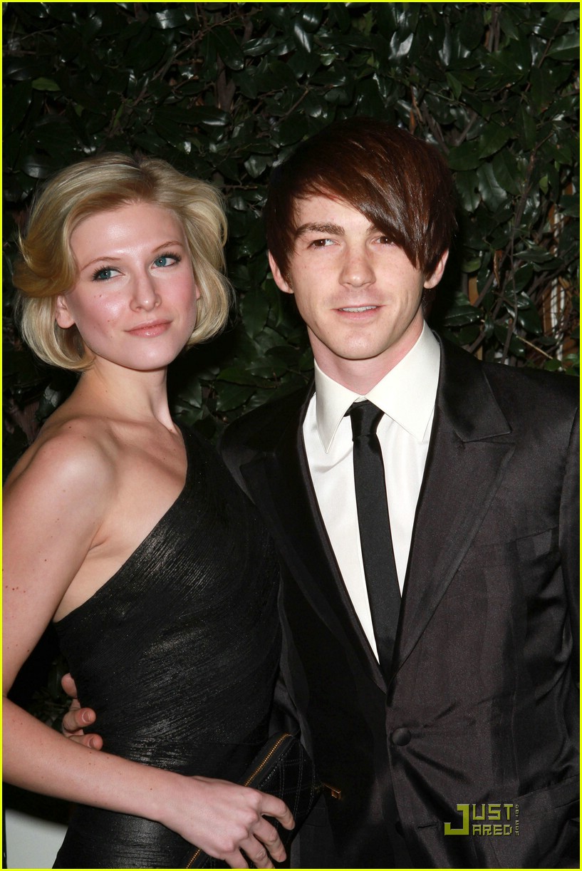 drake bell globes party 09