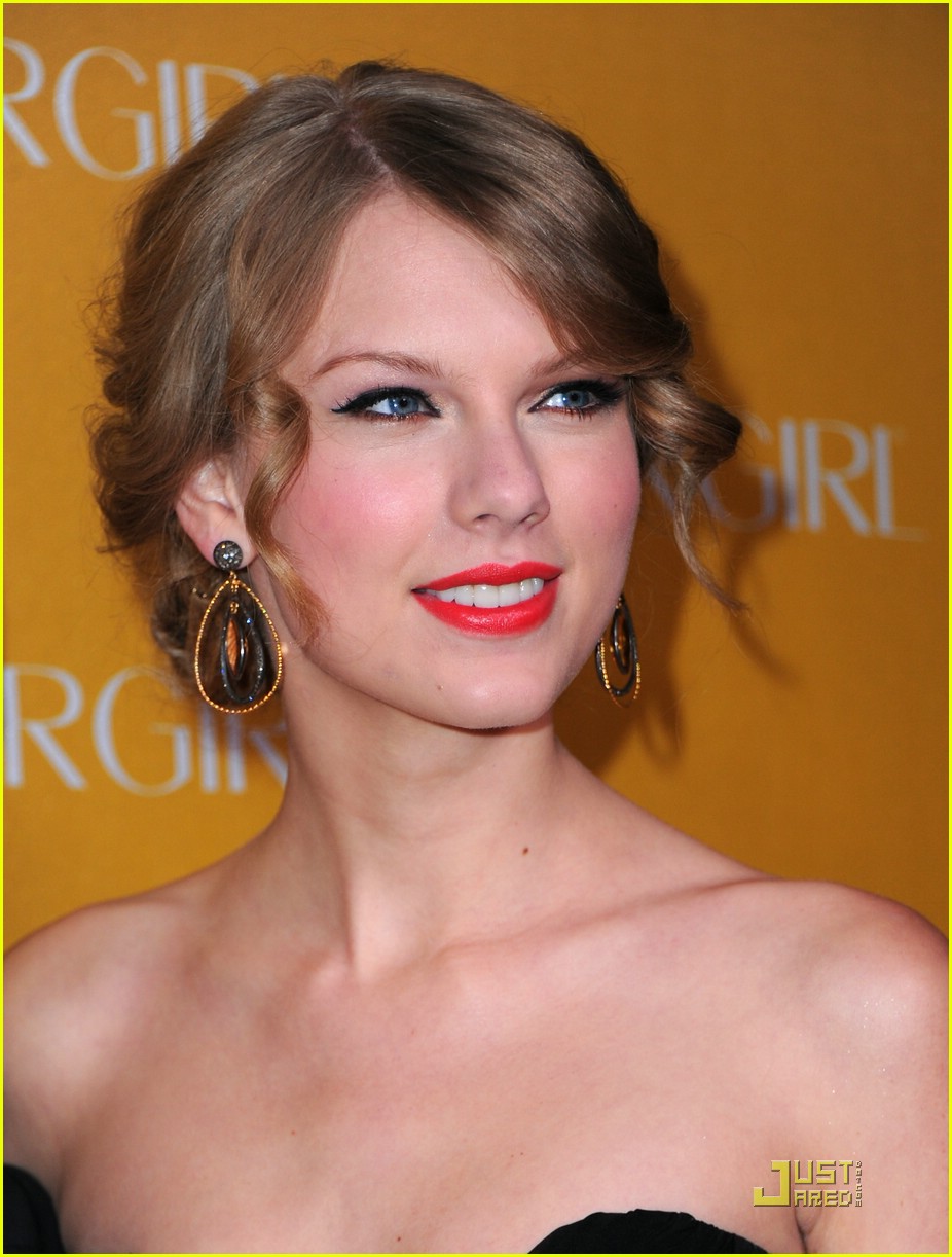 taylor swift covergirl anniversary 10