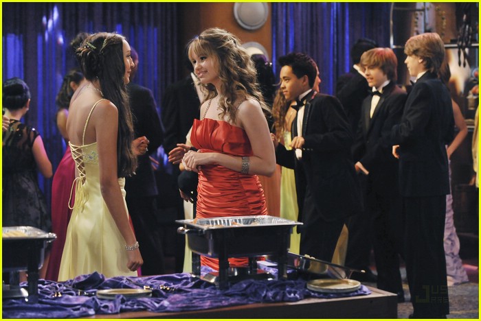 dylan cole sprouse prom night 07