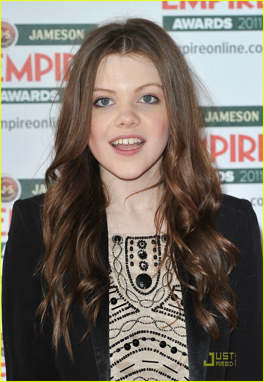 georgie henley will poulter empire 08