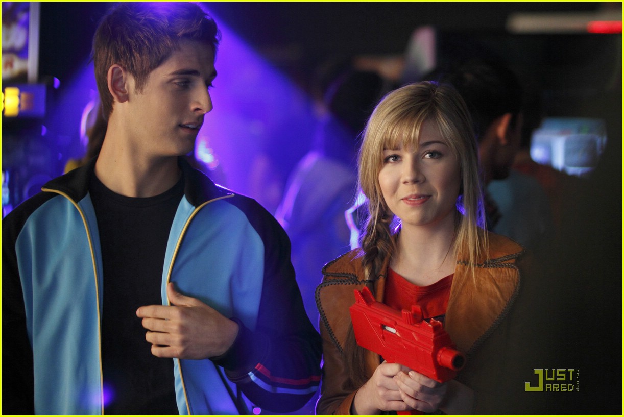 jennette mccurdy best player 09