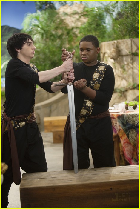 mitchel musso kings fight 01