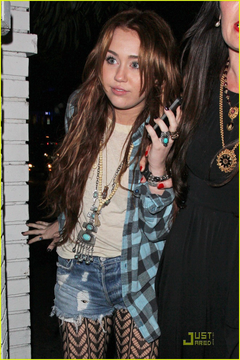 miley cyrus chateau marmont 04