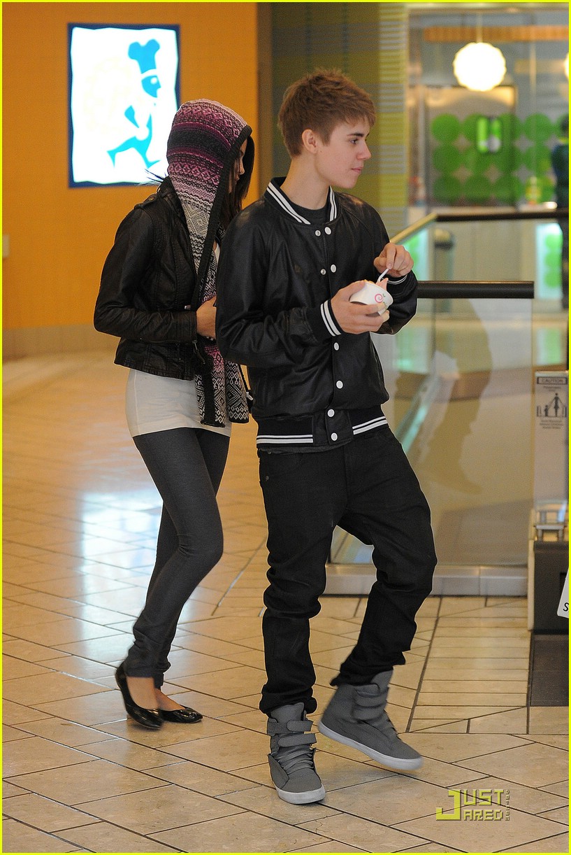 selena gomez justin bieber bday 15