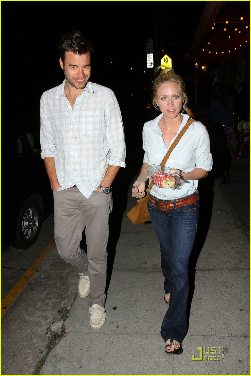 brittany snow dinner date 15