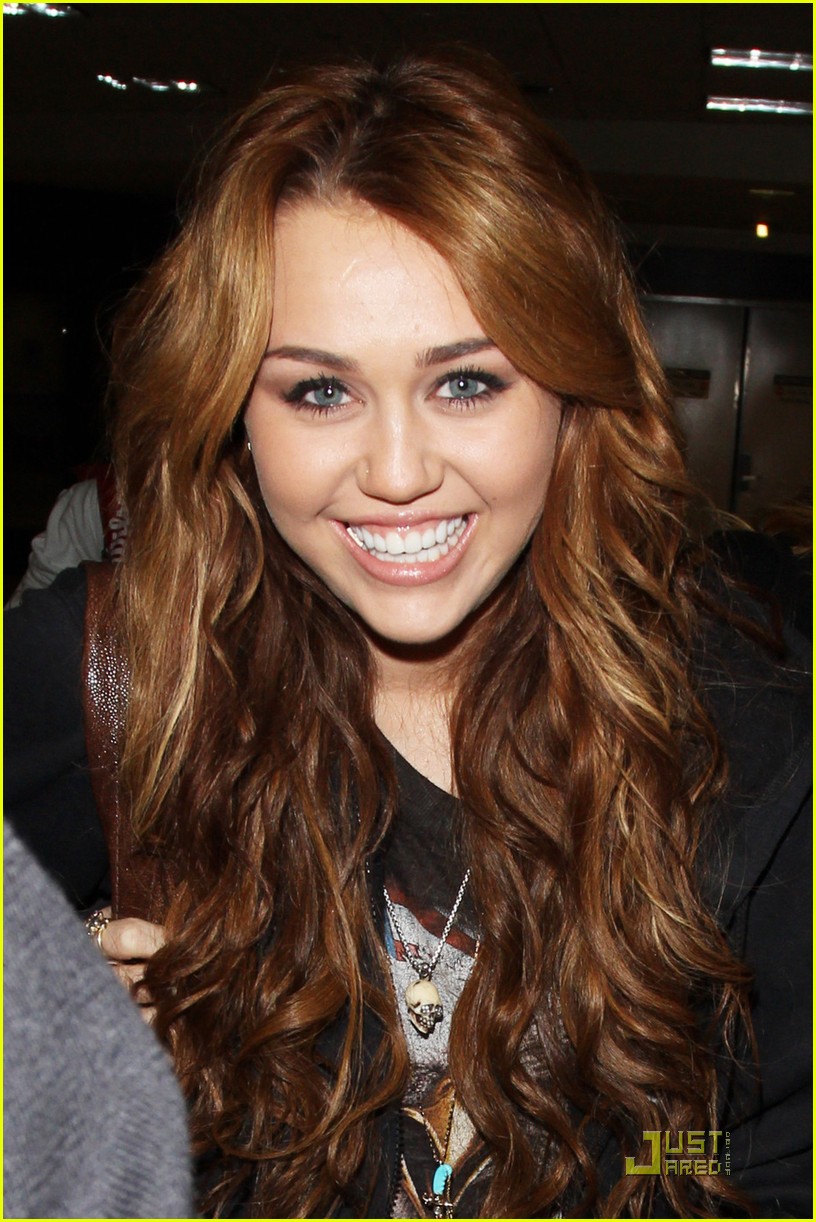 miley cyrus leather lax 06
