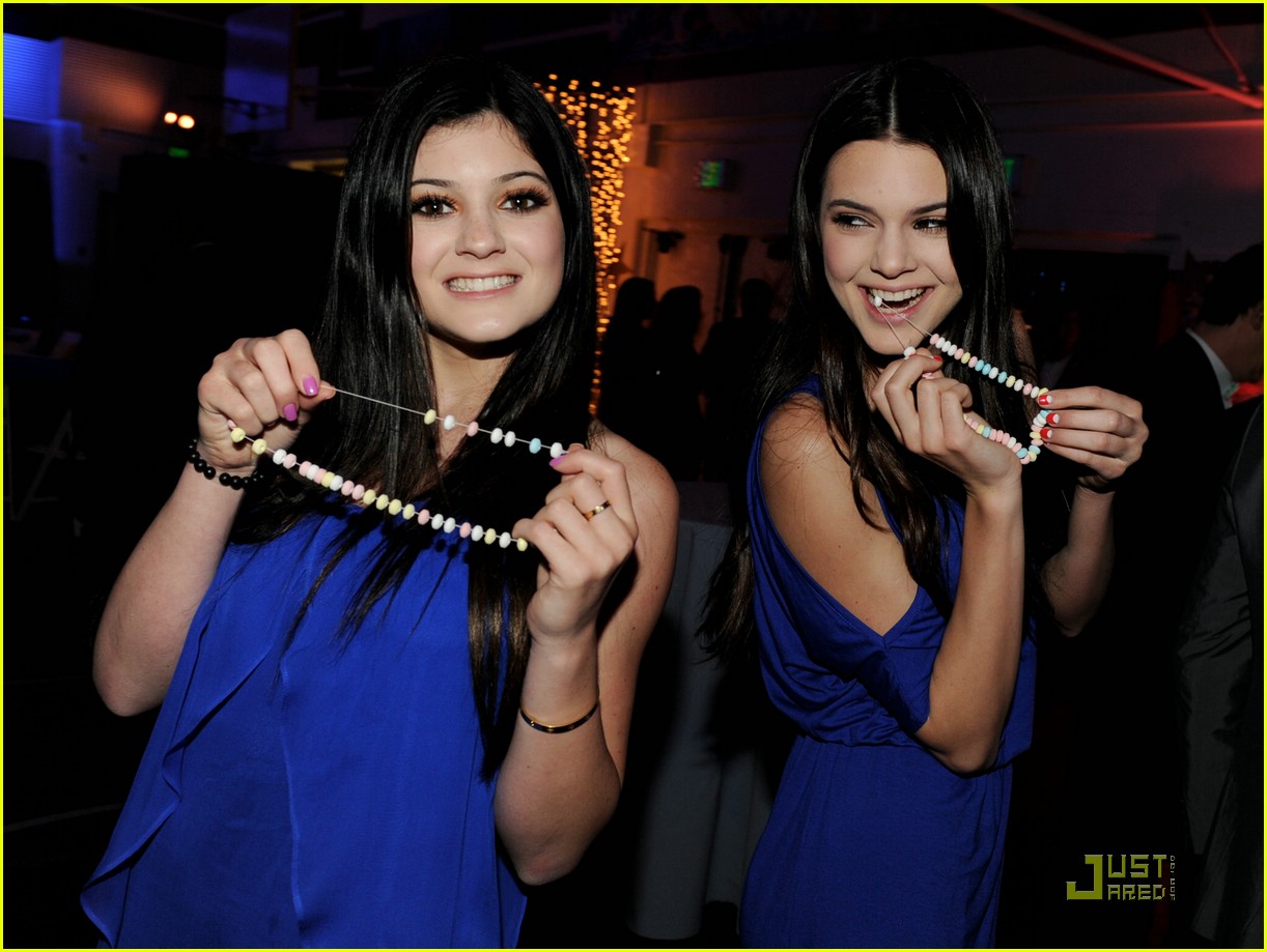 kendall kylie jenner prom 09