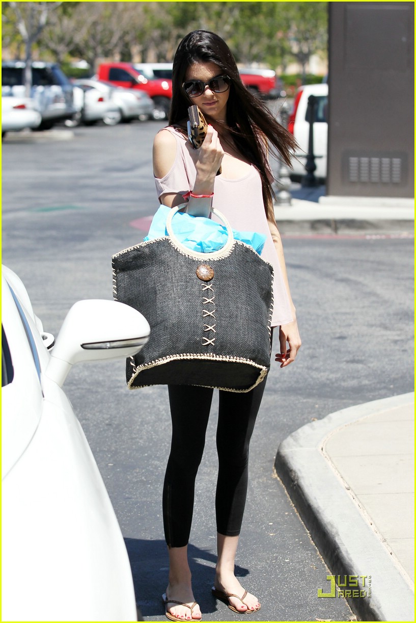 kendall kylie jenner summer fashions 05
