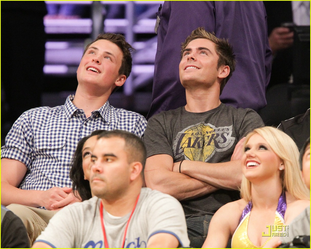 zac efron dylan lakers 07