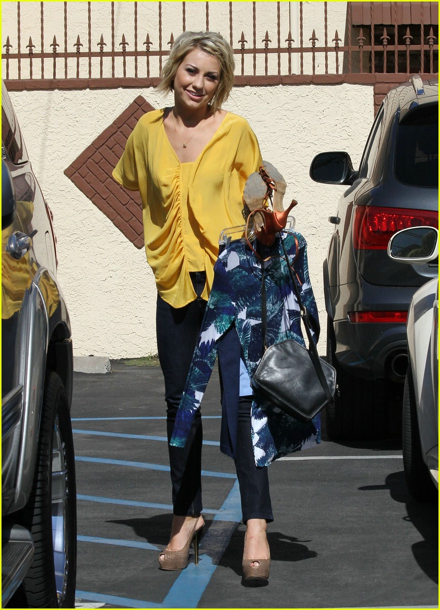 chelsea kane dwts trousers 06