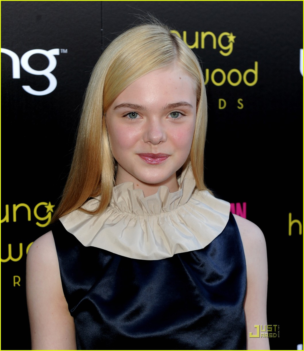 elle fanning young hollywood awards 11