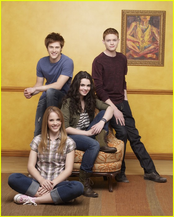 lucas grabeel switched birth 03