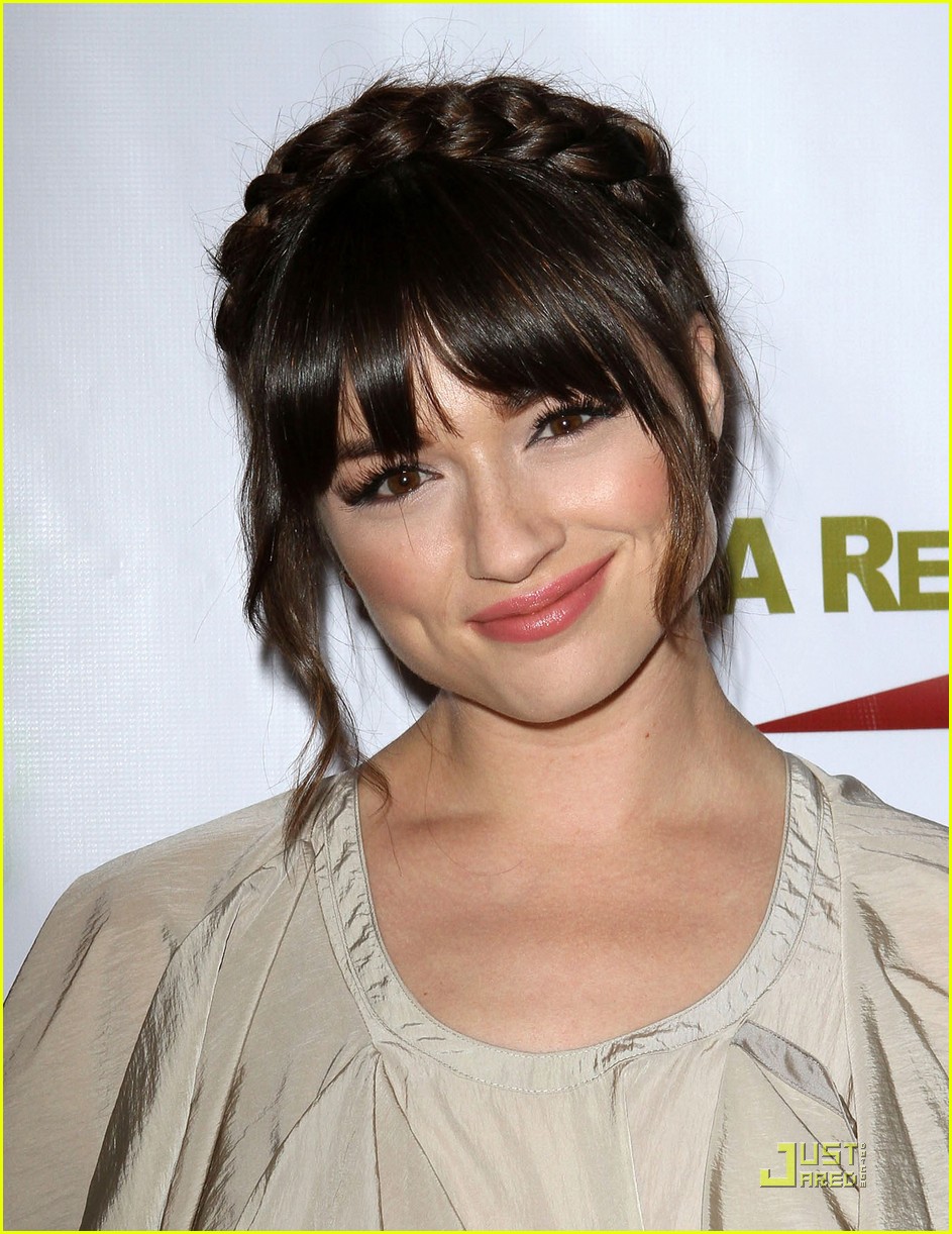 crystal reed tyler posey thirst 25