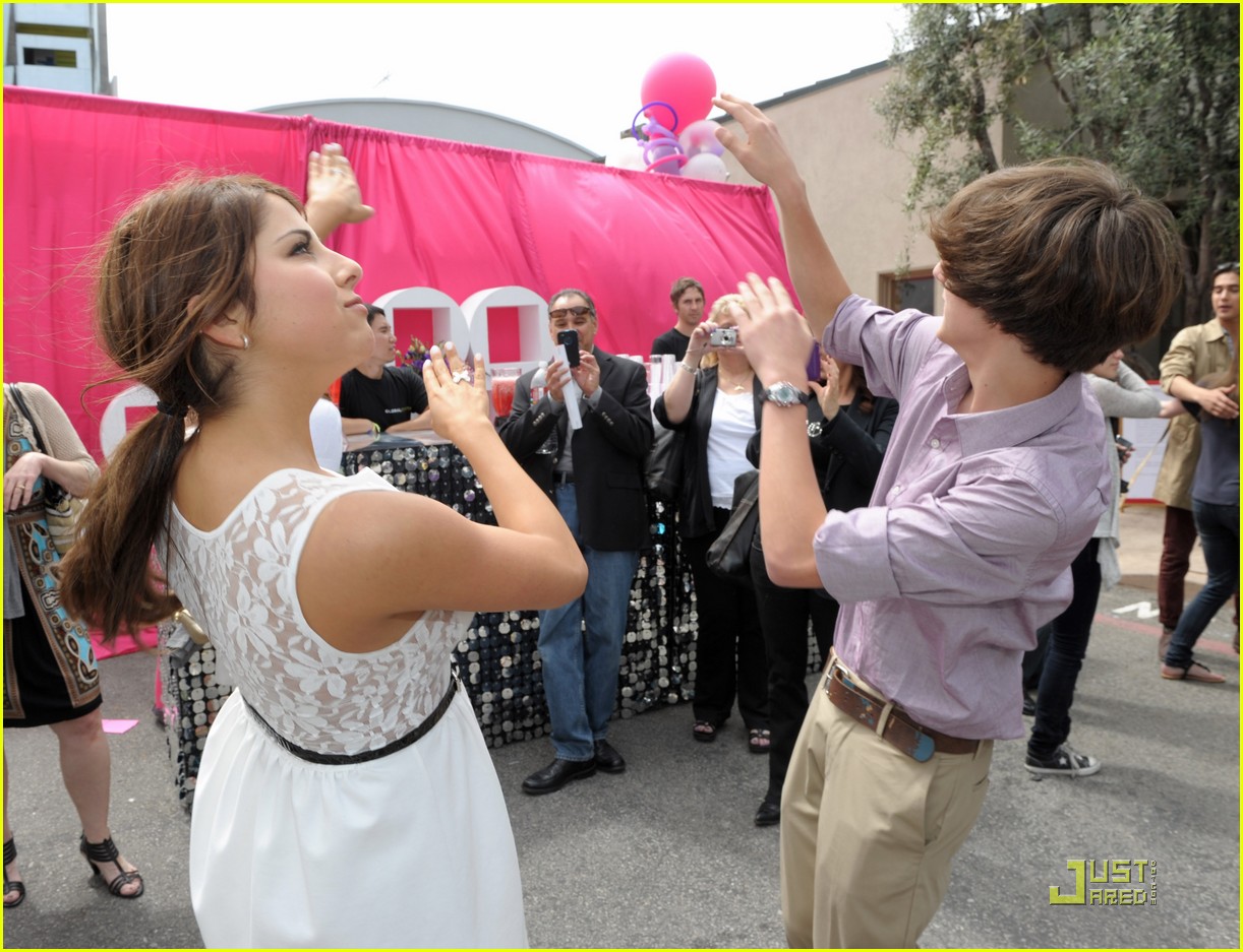 daniella monet iparty victorious 09