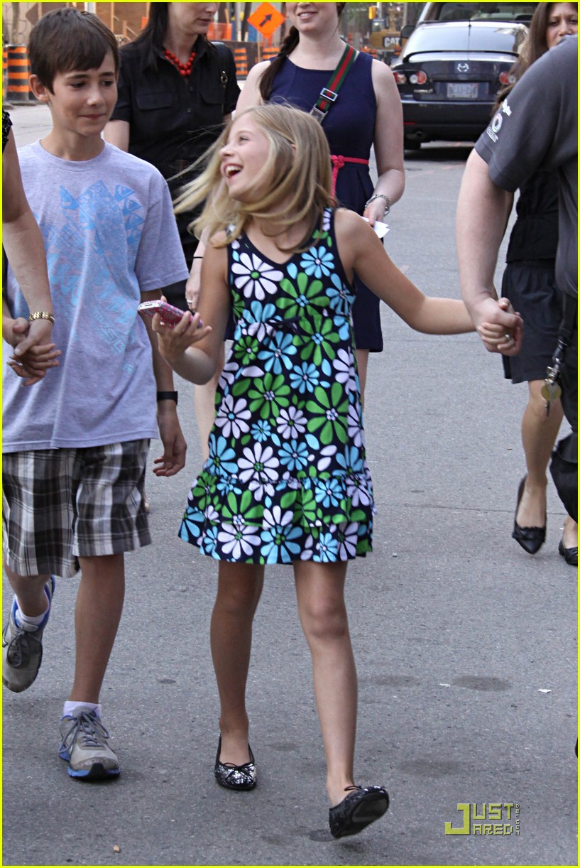 jackie evancho high five 03