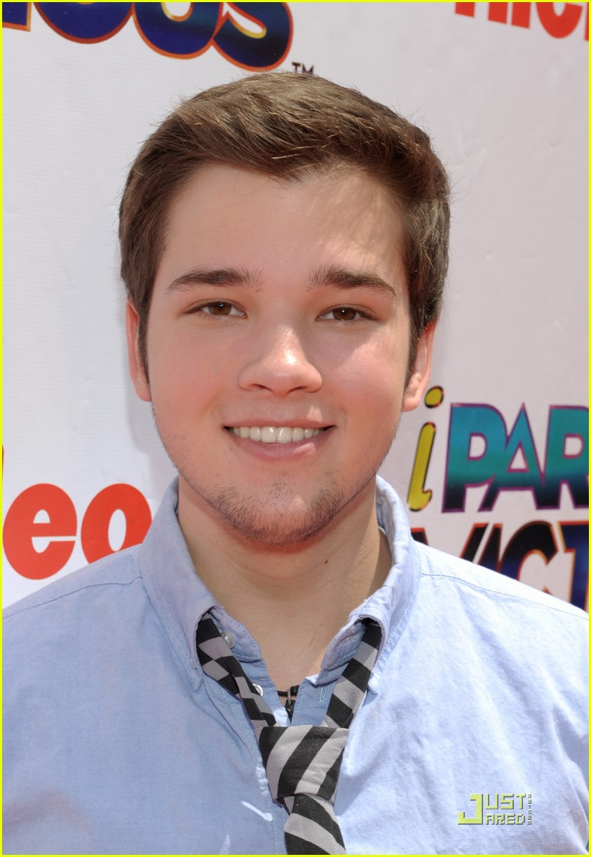 nathan kress iparty victorious 05