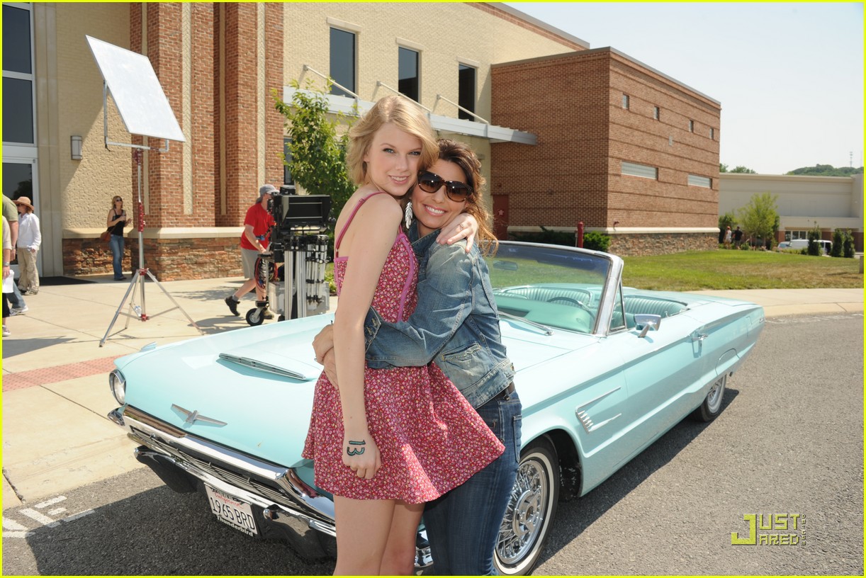 taylor swift thelma louise 13