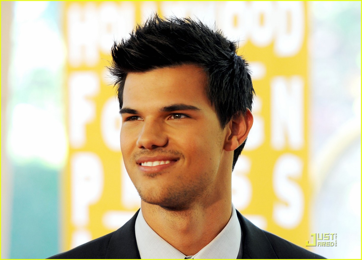 taylor lautner hfpa luncheon 03