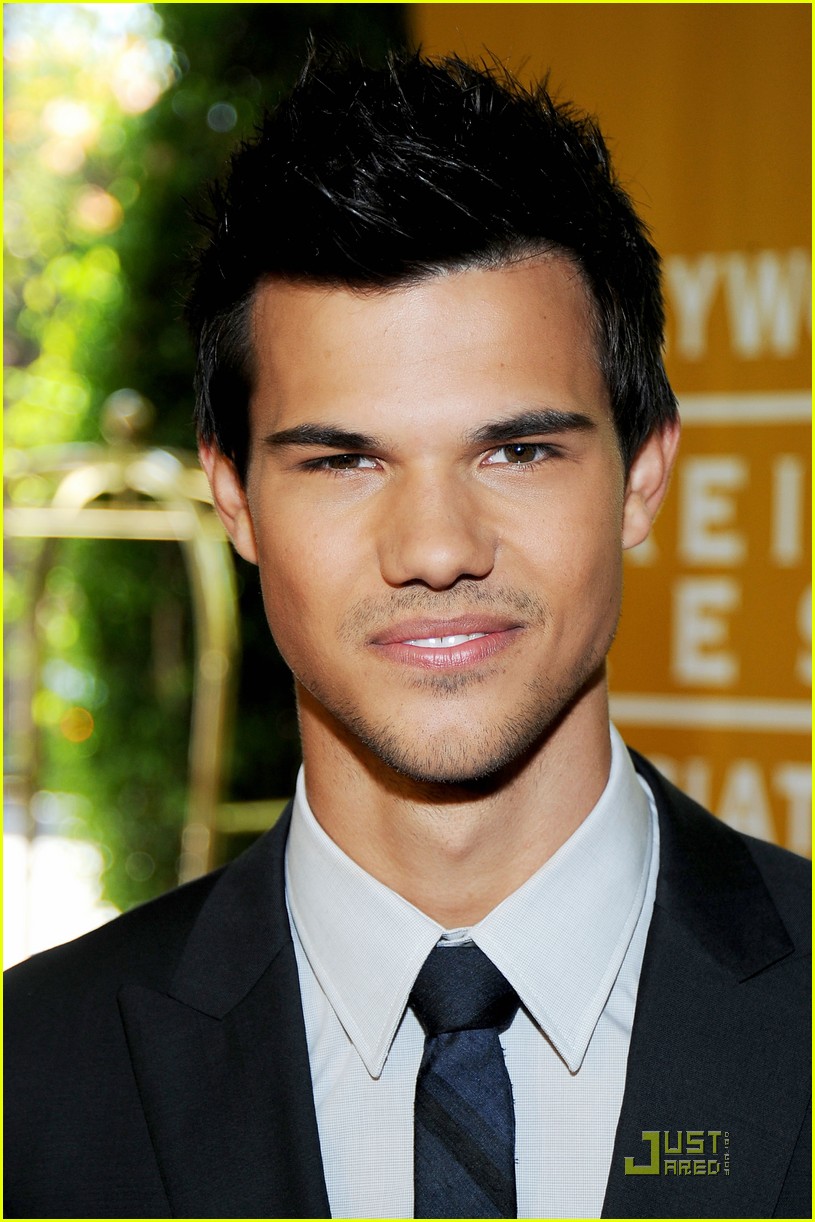 taylor lautner hfpa luncheon 10