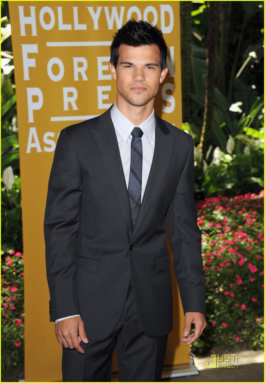 taylor lautner hfpa luncheon 18