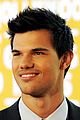 taylor lautner hfpa luncheon 03