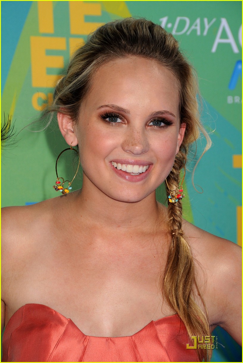 sterling knight meaghan martin tcas 03
