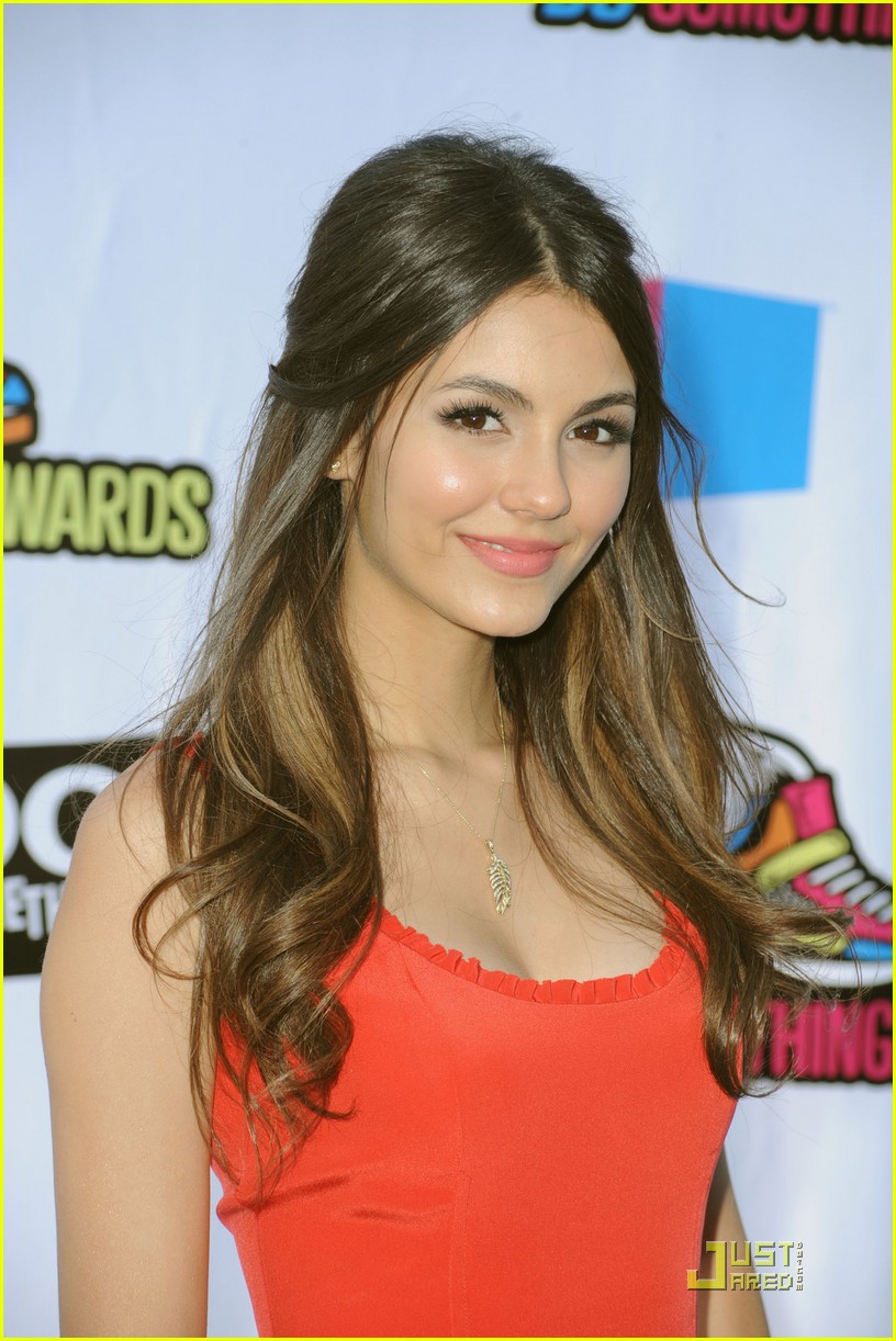 victoria justice do something awards 06