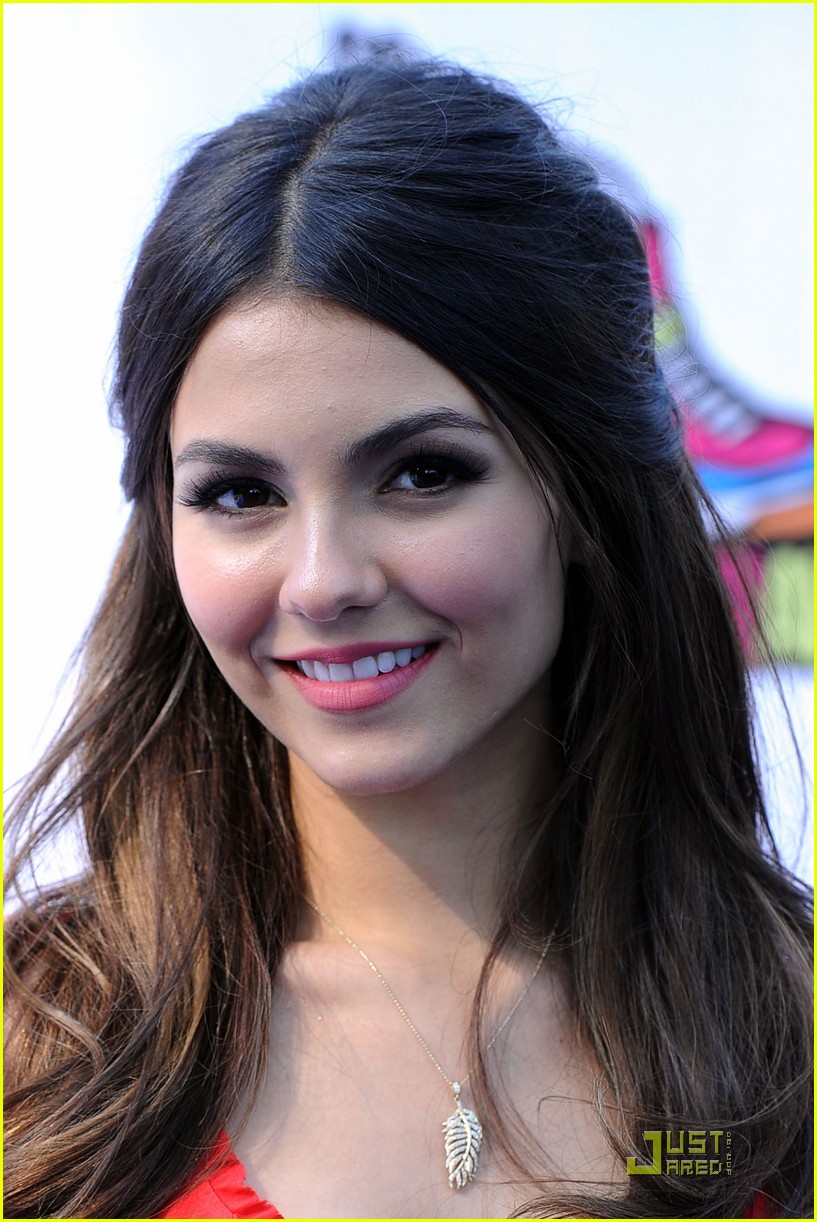 victoria justice do something awards 21