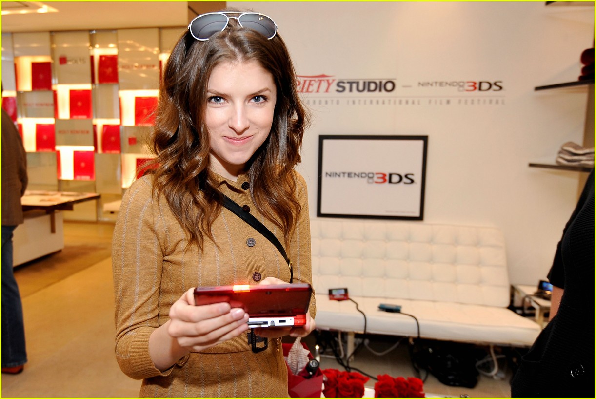 anna kendrick 5050 conference 05