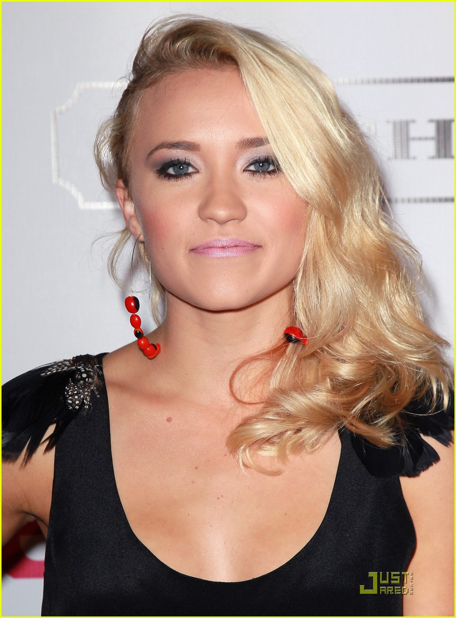 emily osment teen vogue party 02