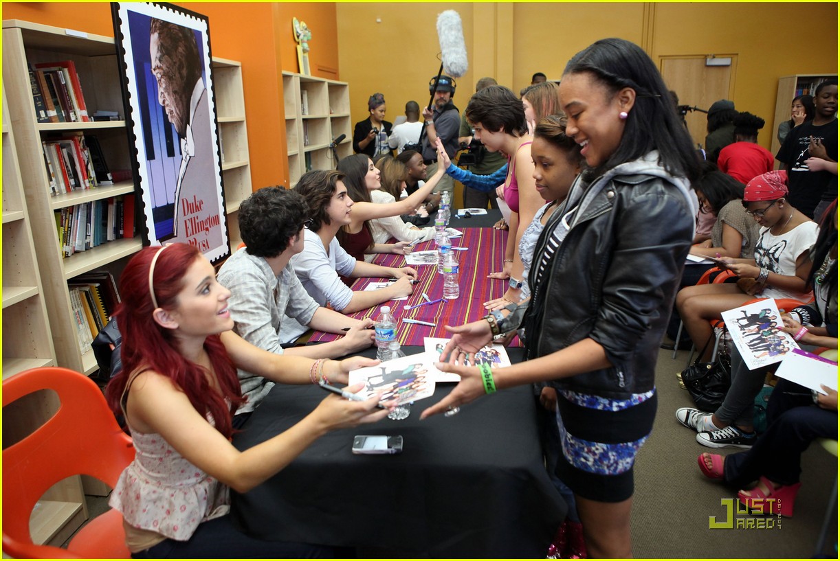 victorious cast dc signing 25