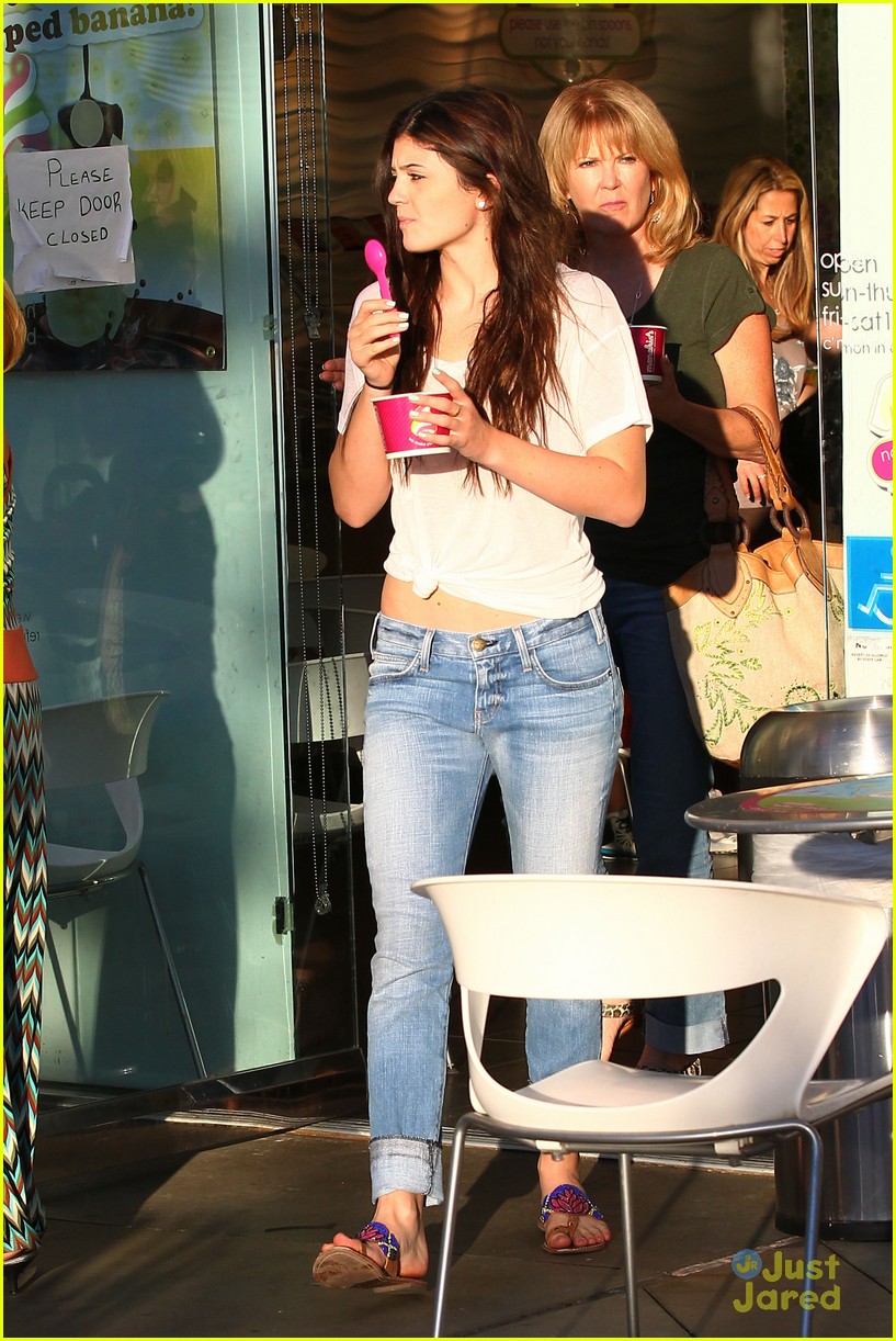 kendall kylie jenner sunday sweets 15