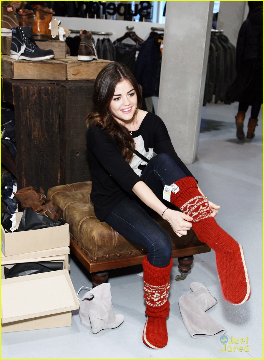 lucy hale superdry shopper 26