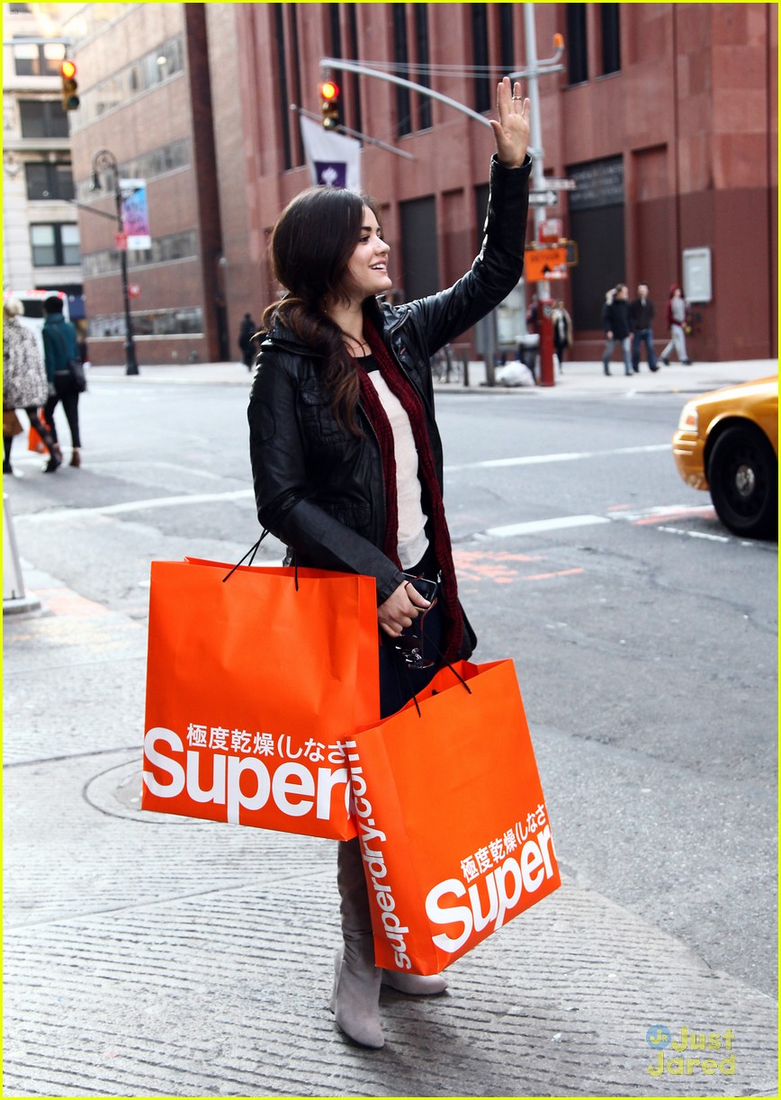lucy hale superdry shopper 27