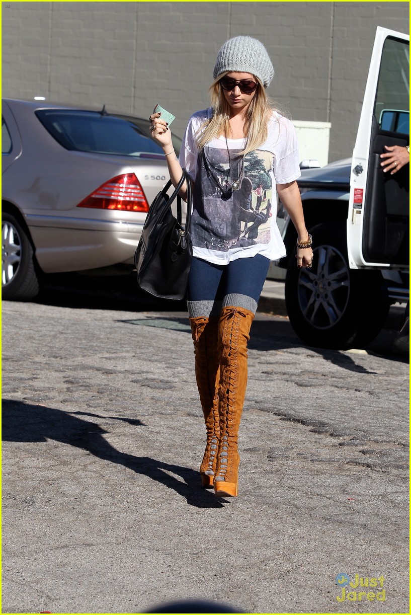 ashley tisdale lace boots shopping 10