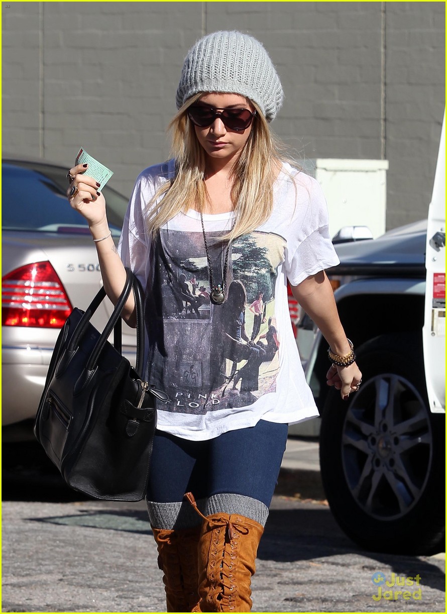 ashley tisdale lace boots shopping 14