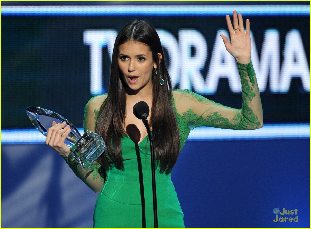 Nina Dobrev Wins Favorite TV Drama Actress!: Photo 454973 | 2012 Peoples  Choice Awards, Nina Dobrev Pictures | Just Jared Jr.