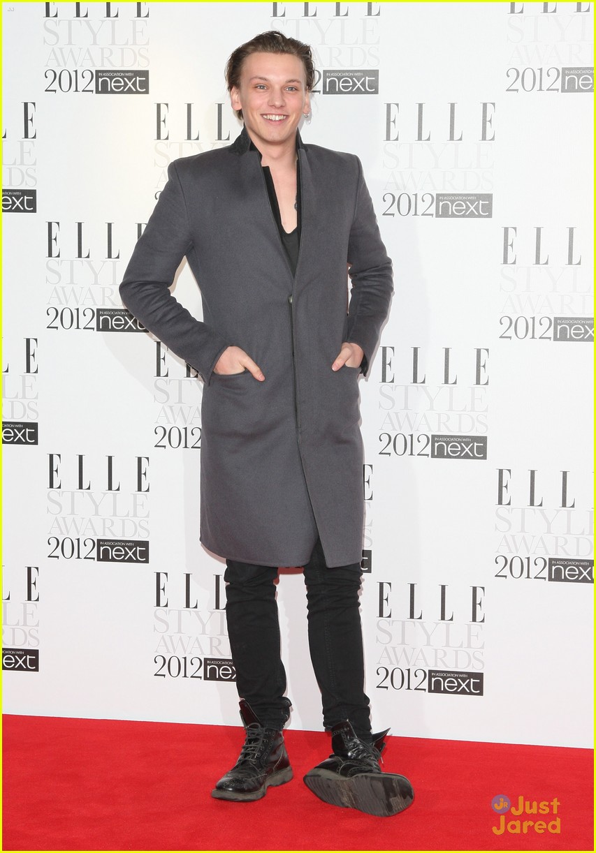 jamie campbell bower elle style awards 02